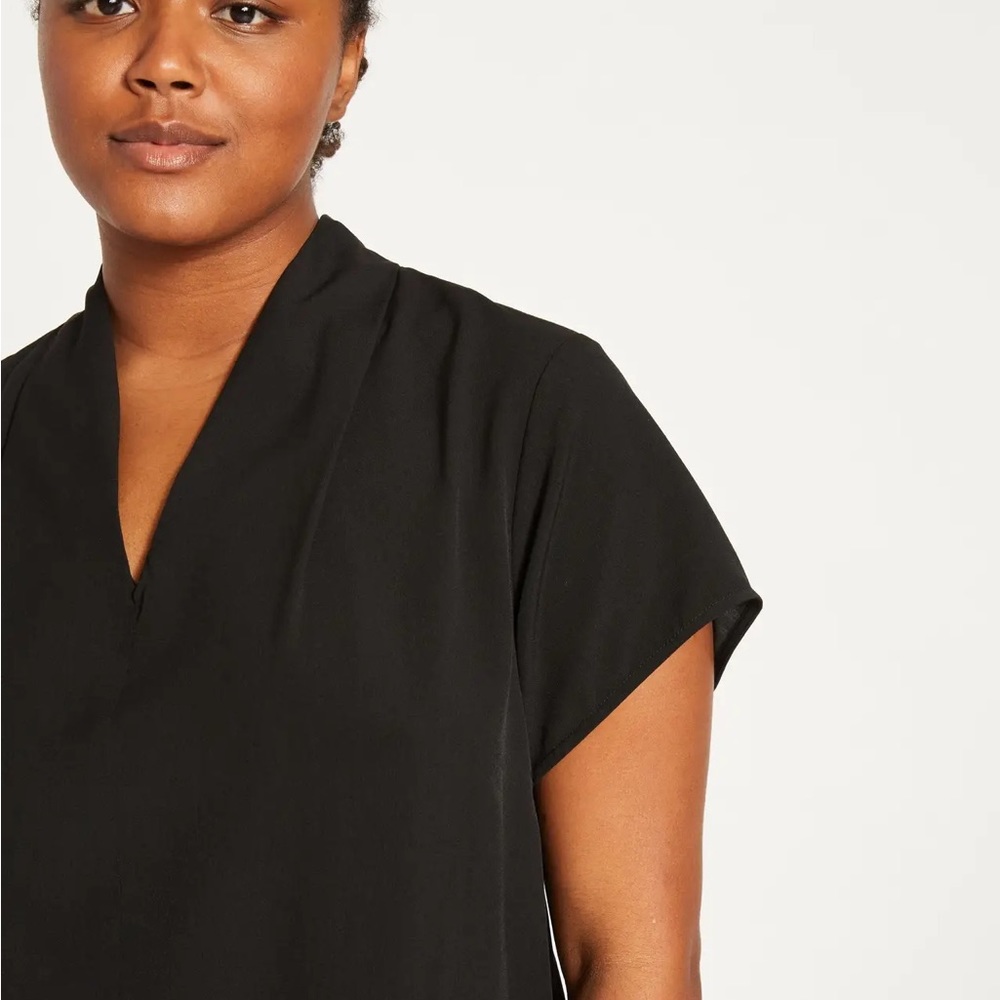 UNIVERSAL STANDARD Drapey V-neck Blouse 3SX / 2, 4